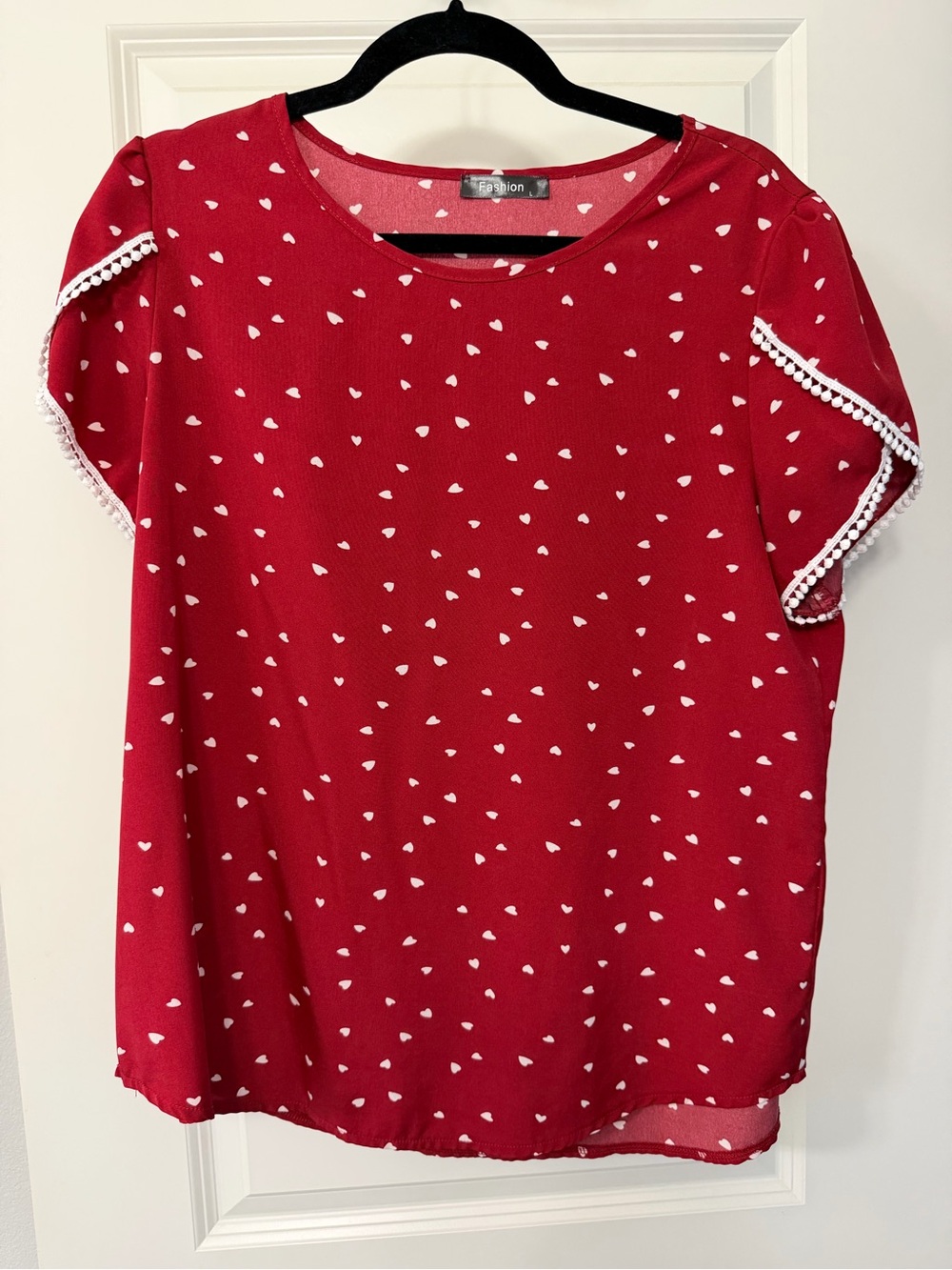 Red Heart-Print Short Sleeve Top